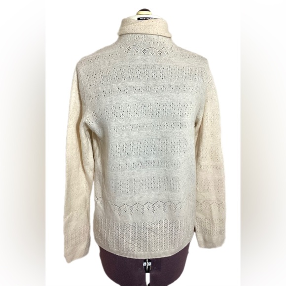 Handmade Pointelle Eyelet Knit Sweater Size M Ivory Cream Minimal Cozy Ski Lodge - Picture 1 of 16